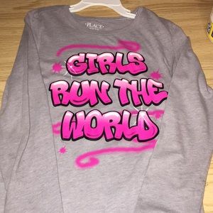 Grey long sleeve shirt